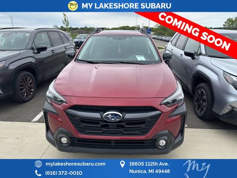 Used 2025 Subaru Outback Premium w/ Popular Package #1A AWD/4WD image 2