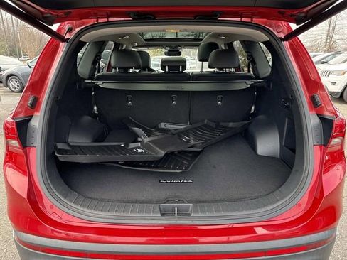 Used 2022 Hyundai Santa Fe SEL w/ Convenience + Premium Package AWD/4WD image 12