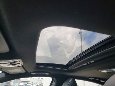 Used 2024 Kia Forte GT-Line w/ GT-Line Premium Package image 11