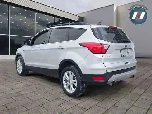 Used 2019 Ford Escape SEL image 3
