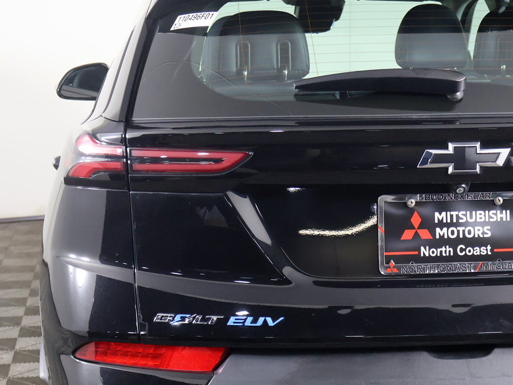 Used 2023 Chevrolet Bolt EUV Premier w/ Sun & Sound Package FWD image 20