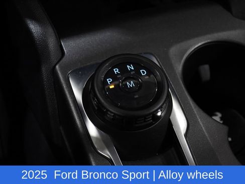 Used 2025 Ford Bronco Sport Badlands image 27