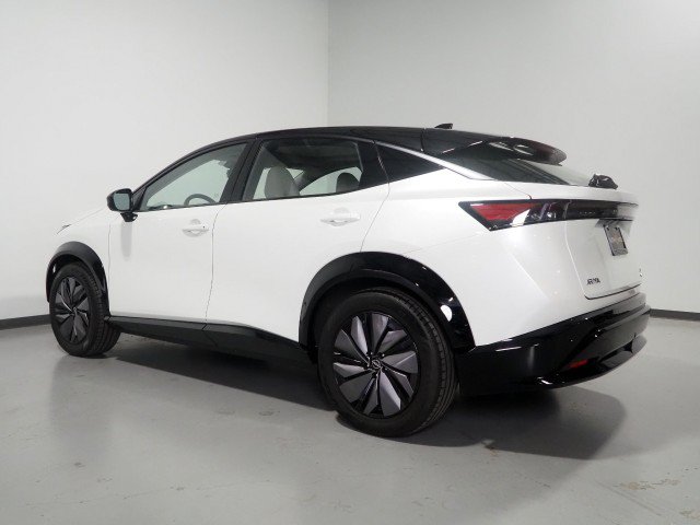 Used 2024 Nissan Ariya Evolve+ AWD/4WD image 8