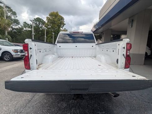 Used 2025 Chevrolet Silverado 2500 Custom w/ Custom Convenience Package AWD/4WD image 13