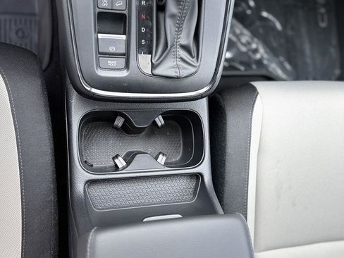 Certified 2025 Honda CR-V EX image 50