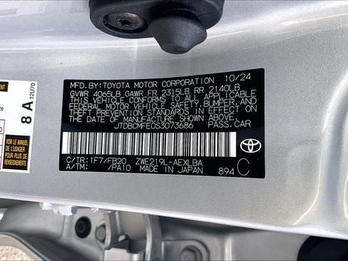 Used 2025 Toyota Corolla LE image 36