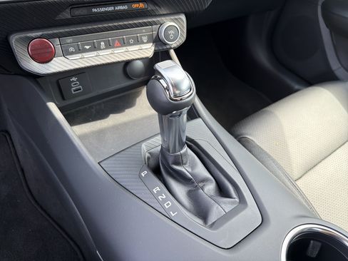 Used 2025 Ford Mustang Convertible RWD image 20