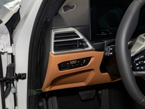 New 2026 BMW 330i xDrive Sedan w/ Premium Package image 14