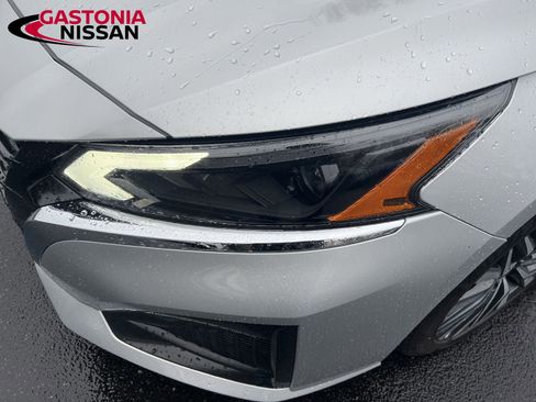 Used 2024 Nissan Altima 2.5 SV image 6