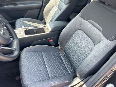 New 2026 Nissan Kicks SV w/ SV Premium Package FWD image 14