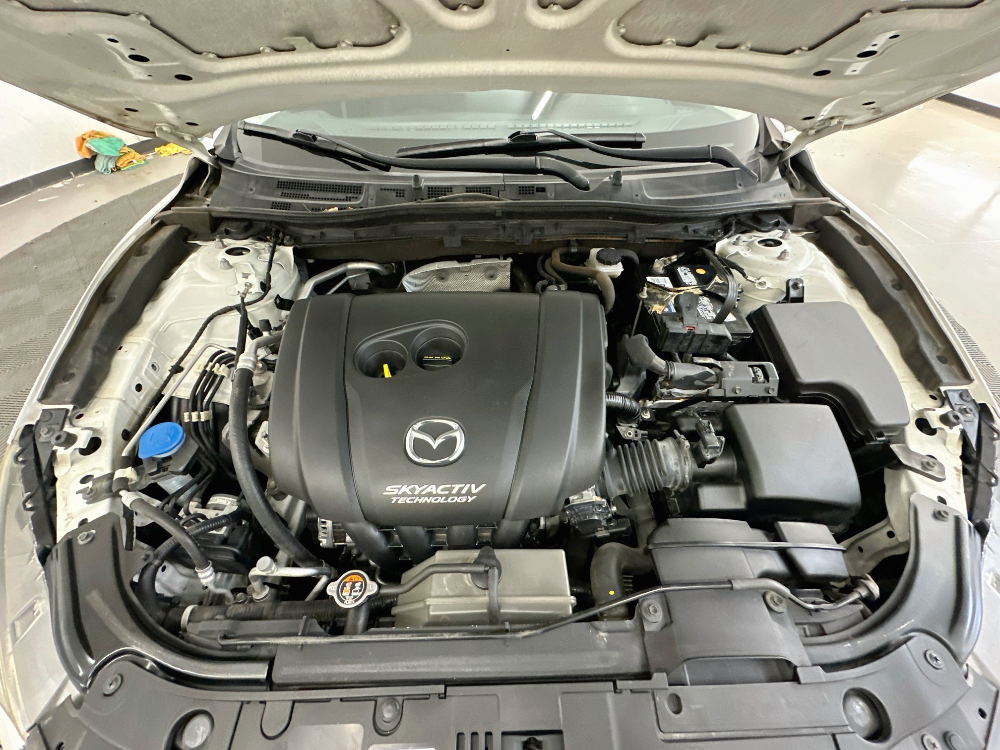 Used 2016 MAZDA MAZDA3 i Sport w/ Preferred Equipment Package FWD image 34