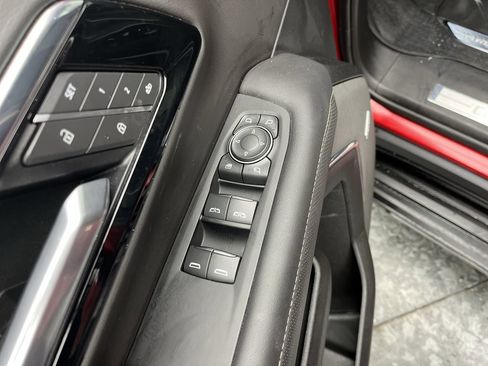 Certified 2025 Chevrolet Suburban Premier w/ Sun And Tow Package image 10