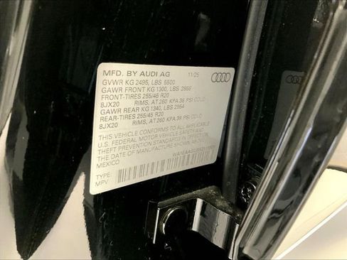 New 2025 Audi Q5 Premium Plus AWD/4WD image 8
