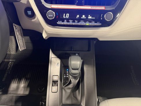 New 2026 Toyota Corolla Cross LE w/ Black Badges Package (TMS) FWD image 11