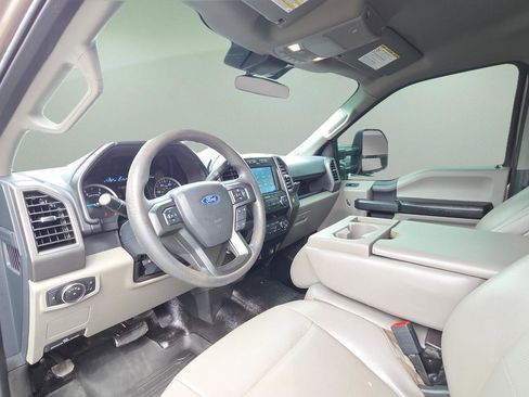 Used 2022 Ford F350 XL w/ Power Equipment Group image 26