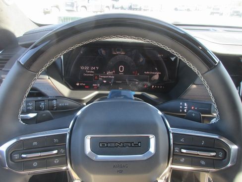 New 2026 GMC Acadia Denali Ultimate image 18