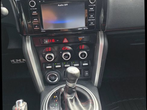 Used 2017 Subaru BRZ Limited RWD image 18