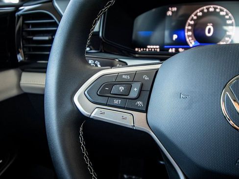 New 2026 Volkswagen Taos S image 30