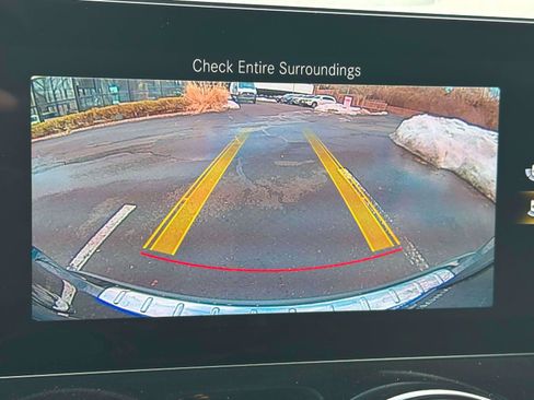 Certified 2023 Mercedes-Benz GLA 250 4MATIC image 27