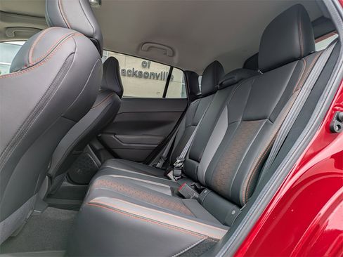 Used 2025 Subaru Crosstrek 2.5i Limited w/ Popular Package #3A image 17