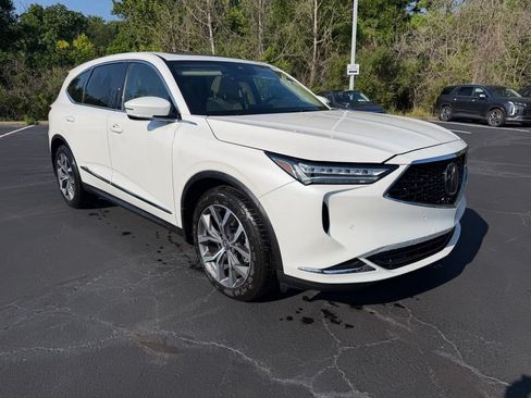 Certified 2024 Acura MDX SH-AWD w/ Technology Package image 4