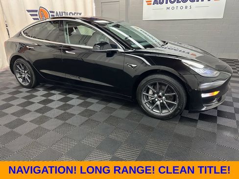 Used 2018 Tesla Model 3 Long Range RWD image 1