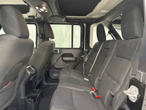 Used 2021 Jeep Wrangler Unlimited Sport AWD/4WD image 6
