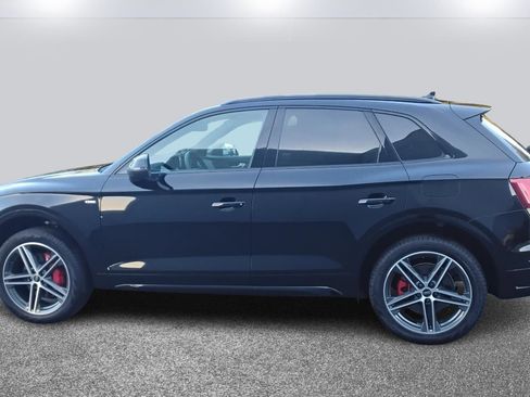 Certified 2025 Audi Q5 e Premium Plus image 6