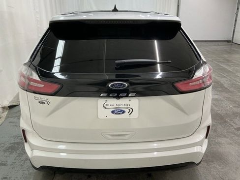 Used 2022 Ford Edge ST-Line image 4