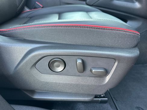 Used 2022 Buick Envision Essence w/ Sport Touring Package image 23