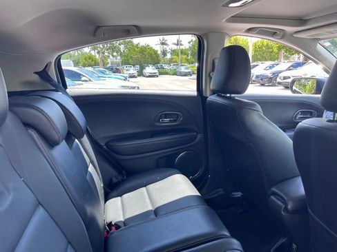 Used 2016 Honda HR-V EX-L image 8