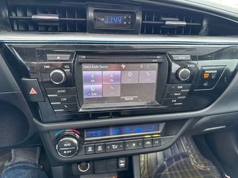 Used 2015 Toyota Corolla S FWD image 22