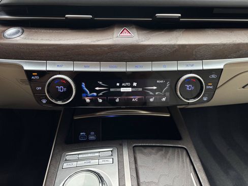Used 2023 Genesis G80 2.5T w/ Advanced Package AWD/4WD image 20