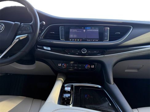 Used 2023 Buick Enclave Essence image 11
