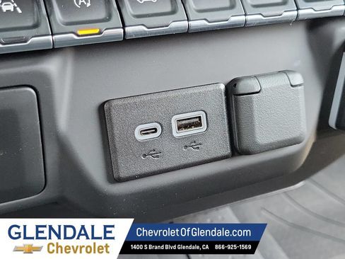 Certified 2025 Chevrolet Silverado 1500 Custom RWD image 28