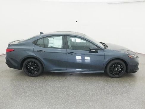 New 2026 Toyota Camry SE image 11