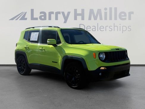 Used 2018 Jeep Renegade Altitude image 8