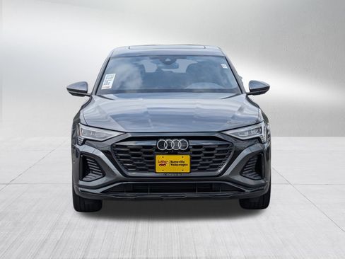 Used 2024 Audi Q8 e-tron Premium Plus w/ Premium Plus Package AWD/4WD image 2