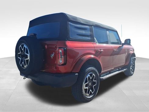 Used 2023 Ford Bronco Outer Banks AWD/4WD image 7