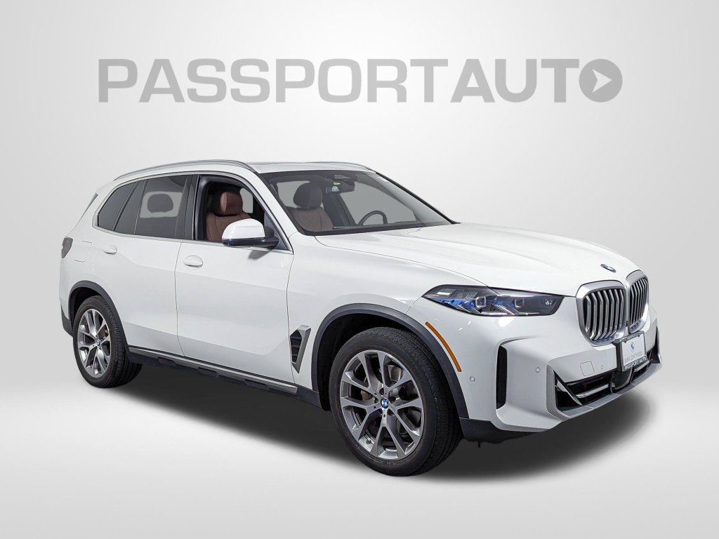 Certified 2024 BMW X5 xDrive40i w/ Premium Package AWD/4WD image 9