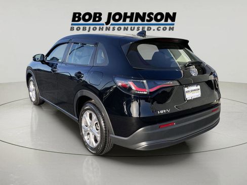 Used 2023 Honda HR-V LX image 5