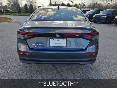 Certified 2025 Honda Accord SE image 4