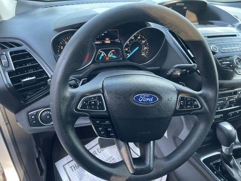 Used 2017 Ford Escape SE AWD/4WD image 13