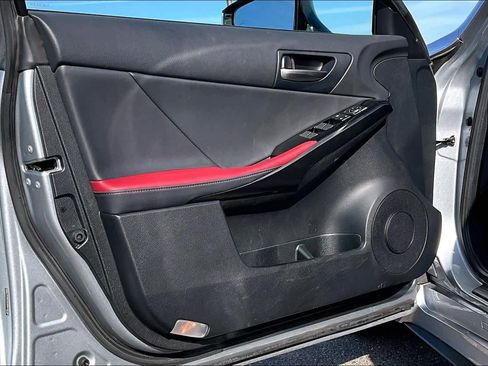 Used 2022 Lexus IS 300 image 22