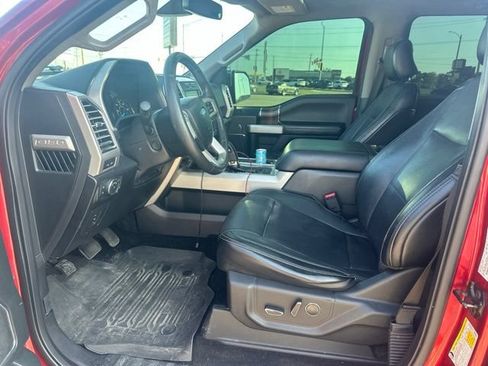 Used 2016 Ford F150 Lariat w/ Equipment Group 502A Luxury AWD/4WD image 6