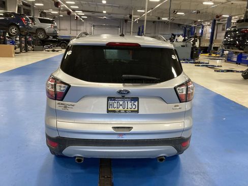 Used 2017 Ford Escape SE w/ SE Leather Comfort Package AWD/4WD image 6