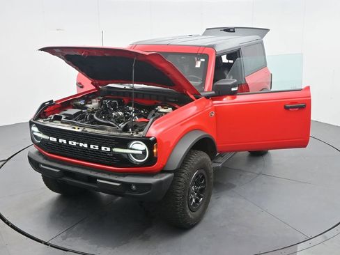 Used 2022 Ford Bronco Wildtrak image 39