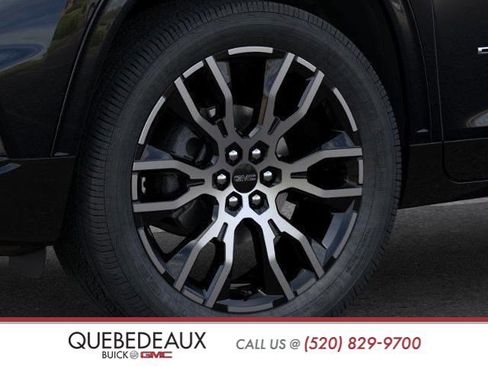 Used 2026 GMC Acadia Denali Ultimate w/ LPO, Floor Liner Package FWD image 9