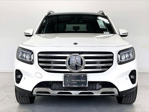 New 2026 Mercedes-Benz GLB 250 4MATIC image 3
