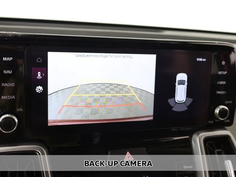 Used 2023 Kia Sorento EX FWD image 6